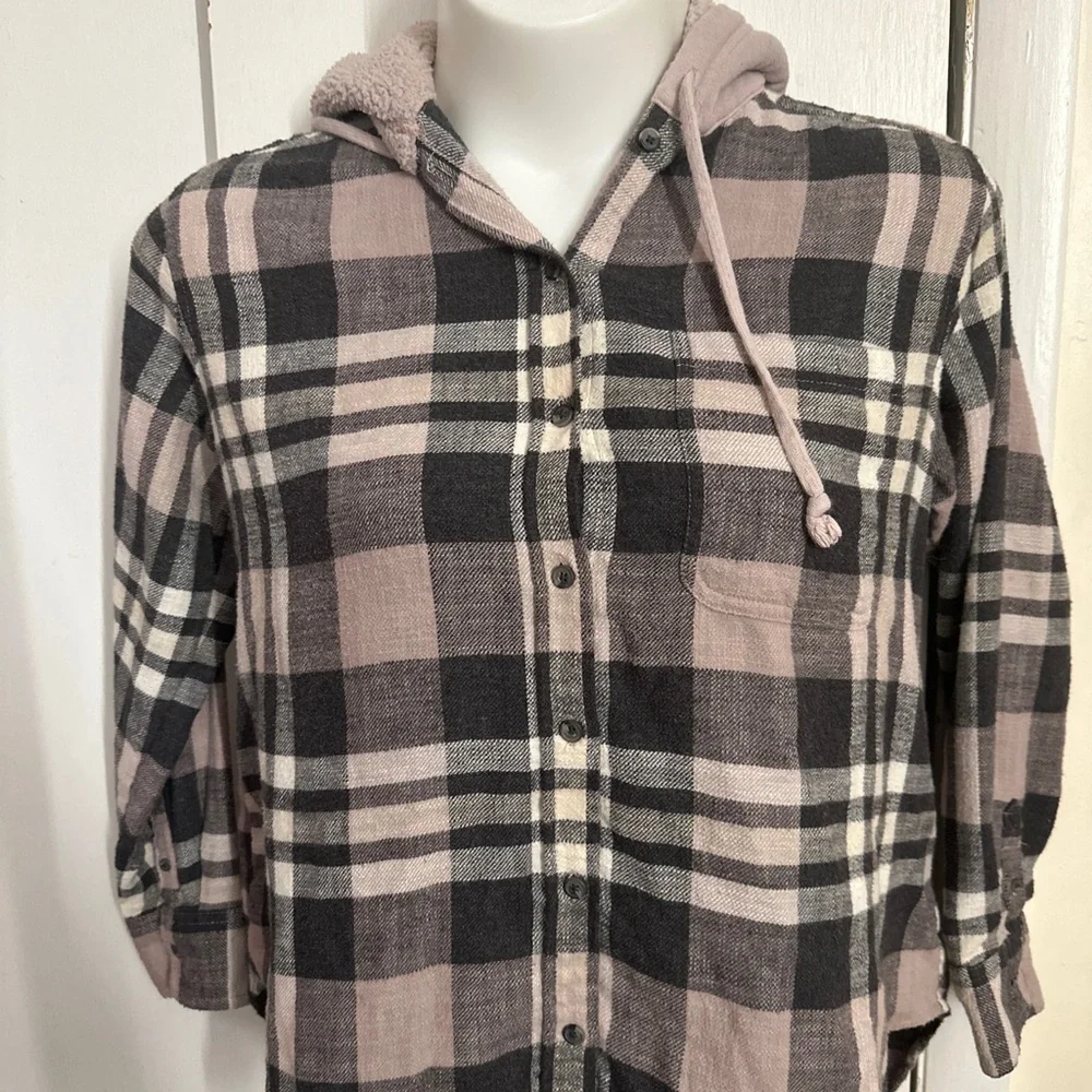 AE American Eagle Plaid Hooded Flannel Small Sherpa Lined Pink  Grey Womens - Picture 2 of 10